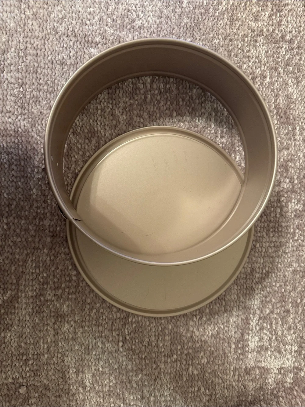 Set of 2 Round Springform Cake Pans — Metallic Taupe